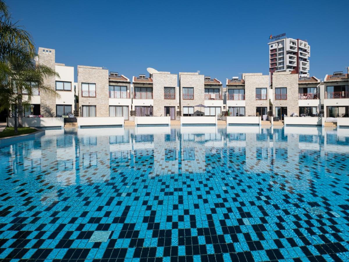 לימסול Sanders Aqua Park Resort - Precious 3-Bedroom Holiday Home With Shared Pool מראה חיצוני תמונה