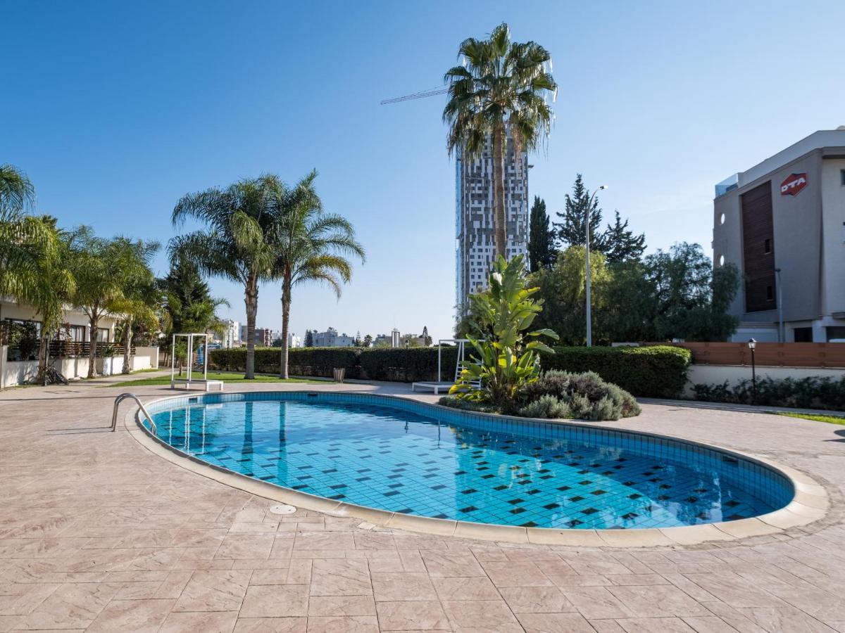 לימסול Sanders Aqua Park Resort - Precious 3-Bedroom Holiday Home With Shared Pool מראה חיצוני תמונה